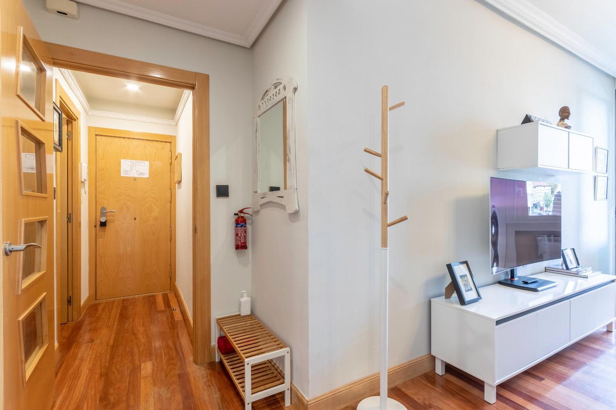 San Mames Apartment - Free Parking ビルバオ エクステリア 写真